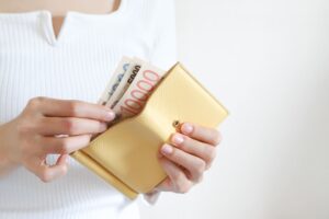 お金の使い方で金運は変わる？豊かさを引き寄せる習慣設計